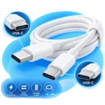 Hvidt USB-C til USB-C ladekabel med blå detaljer